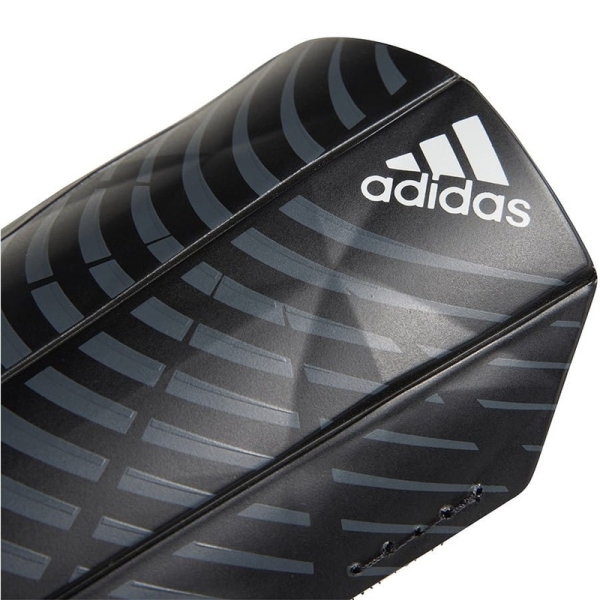 Adidas Predator SG TRN futbola aizsargi, XS izmērs, melni