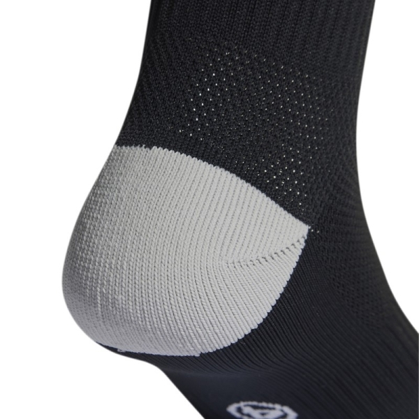 Adidas HT6538 futbola getras, melnas