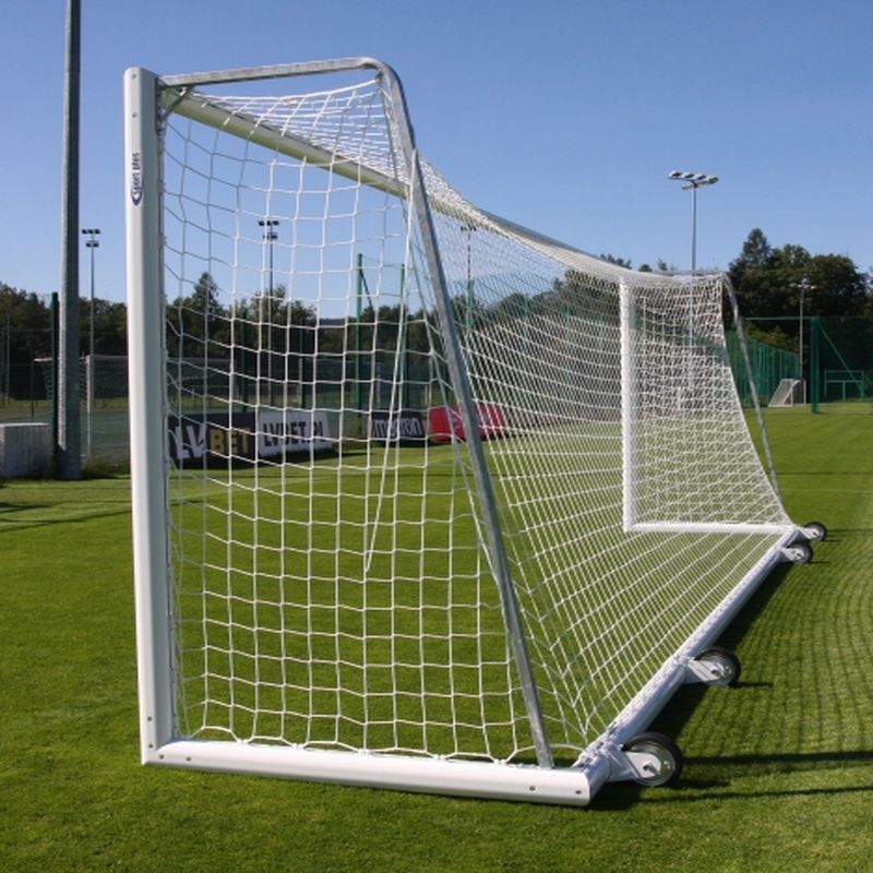 Futbola vārti 7,32 x 2,44 m, pārvietojami ar riteņiem, alumīnija, ovāls profils 120 x 100 mm, dziļums 80/200 cm